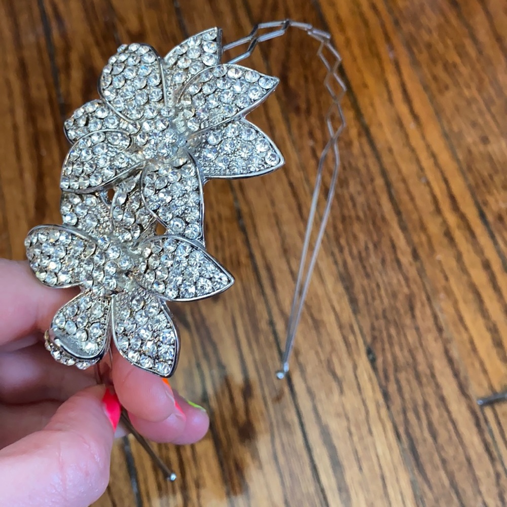 Faux Crystal Statement Headband